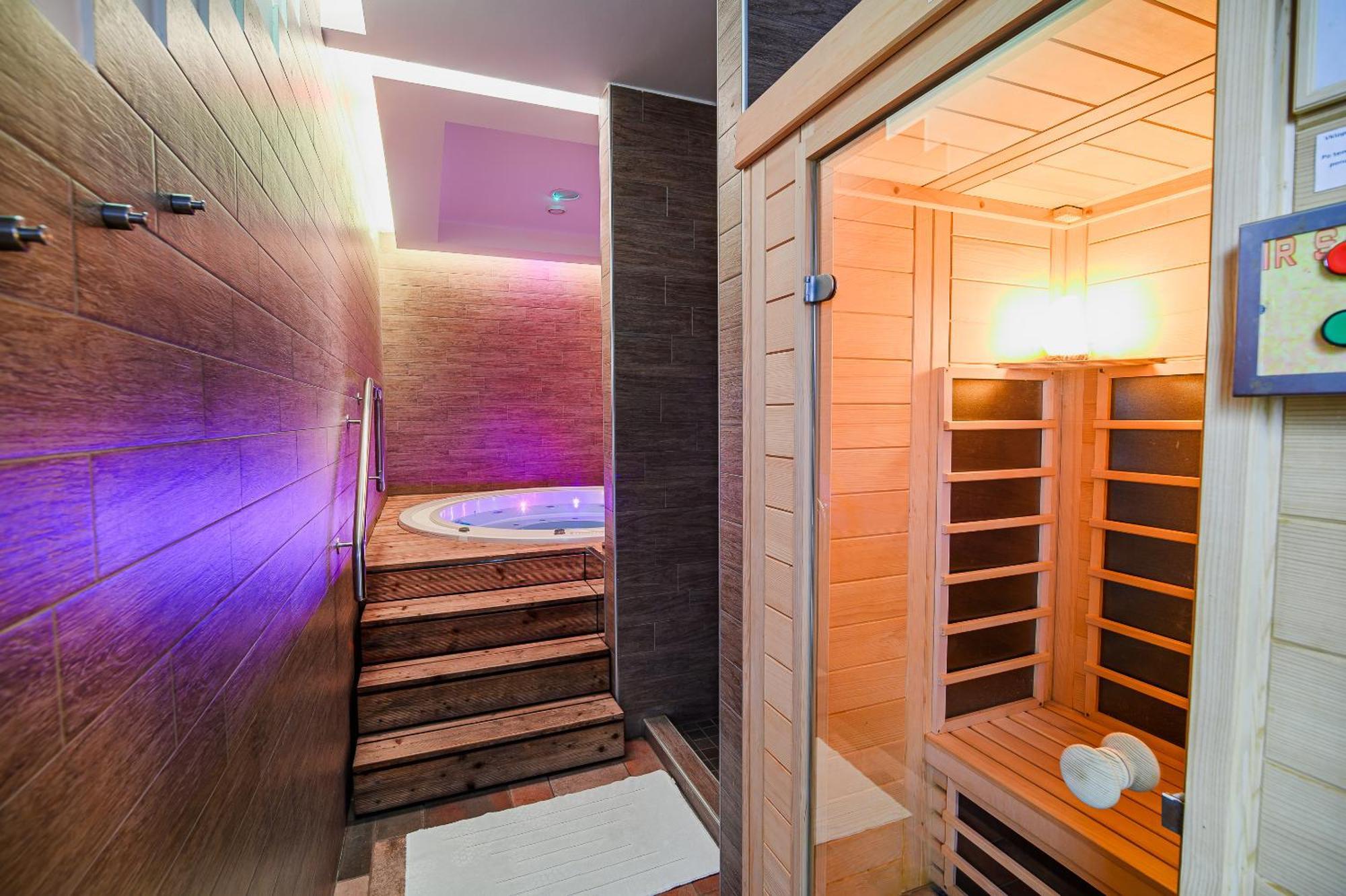 Apartments Maleric With Indoor Pool And Wellness Dragatuš Екстериор снимка