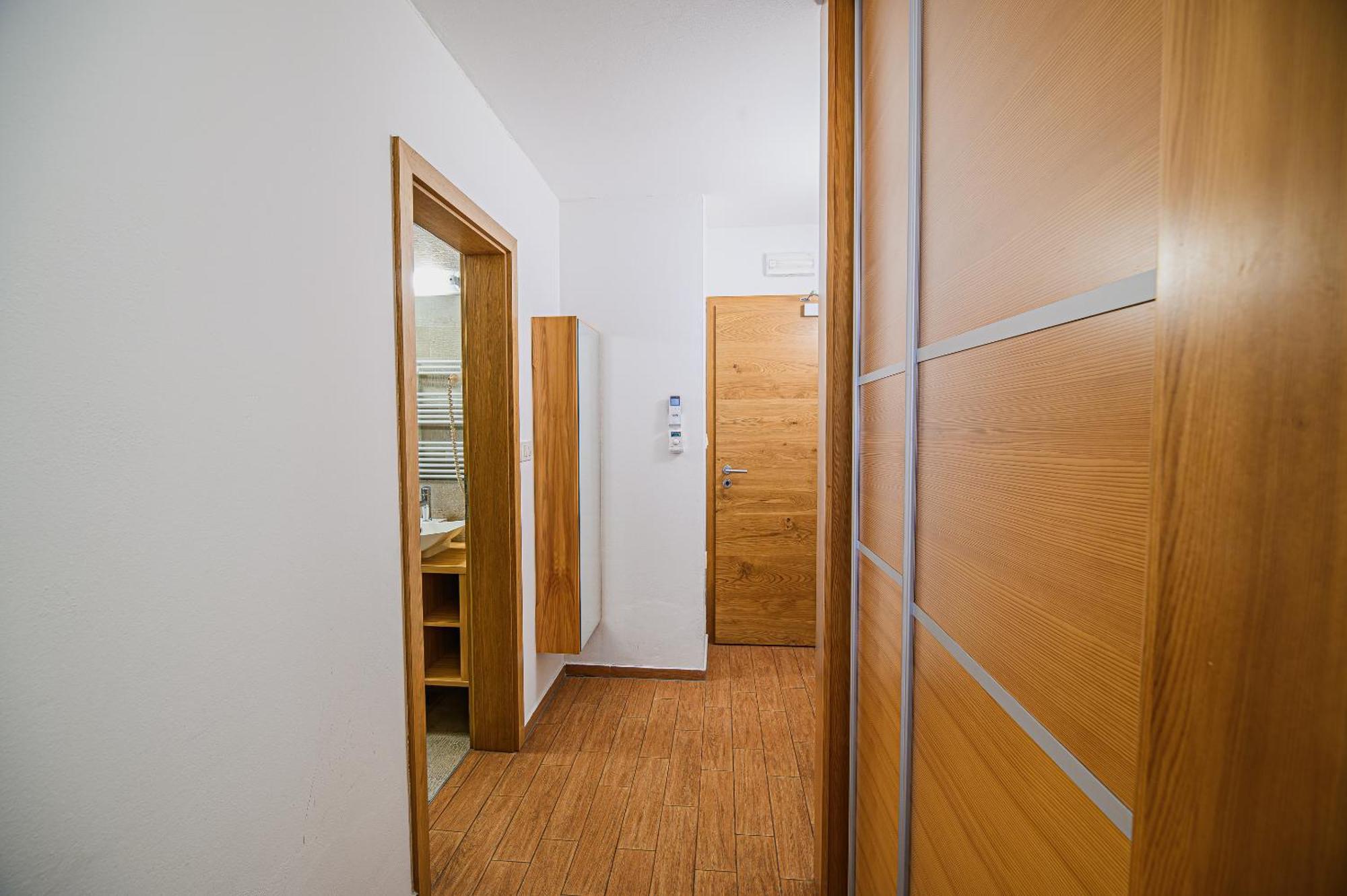 Apartments Maleric With Indoor Pool And Wellness Dragatuš Стая снимка