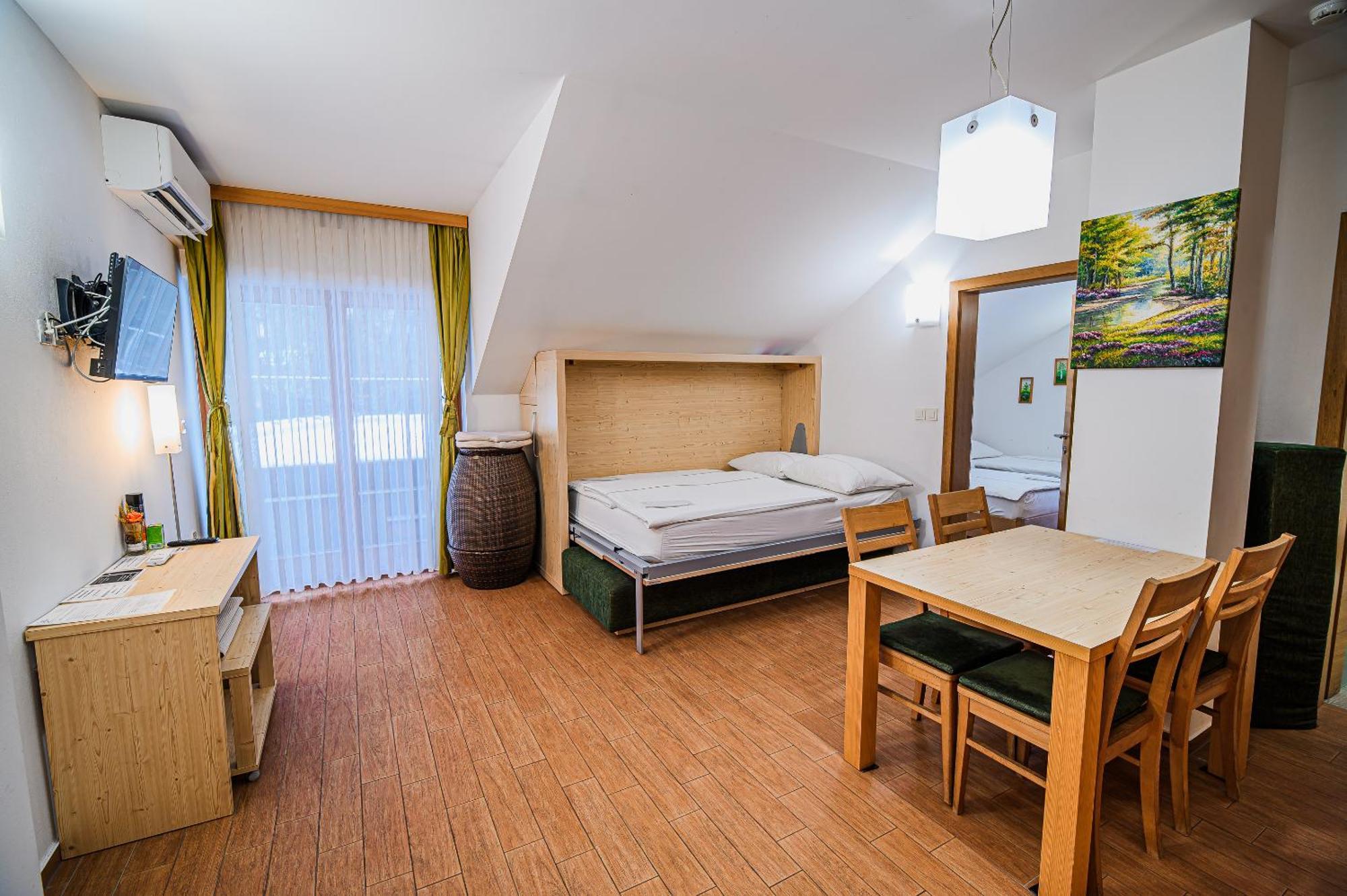 Apartments Maleric With Indoor Pool And Wellness Dragatuš Екстериор снимка