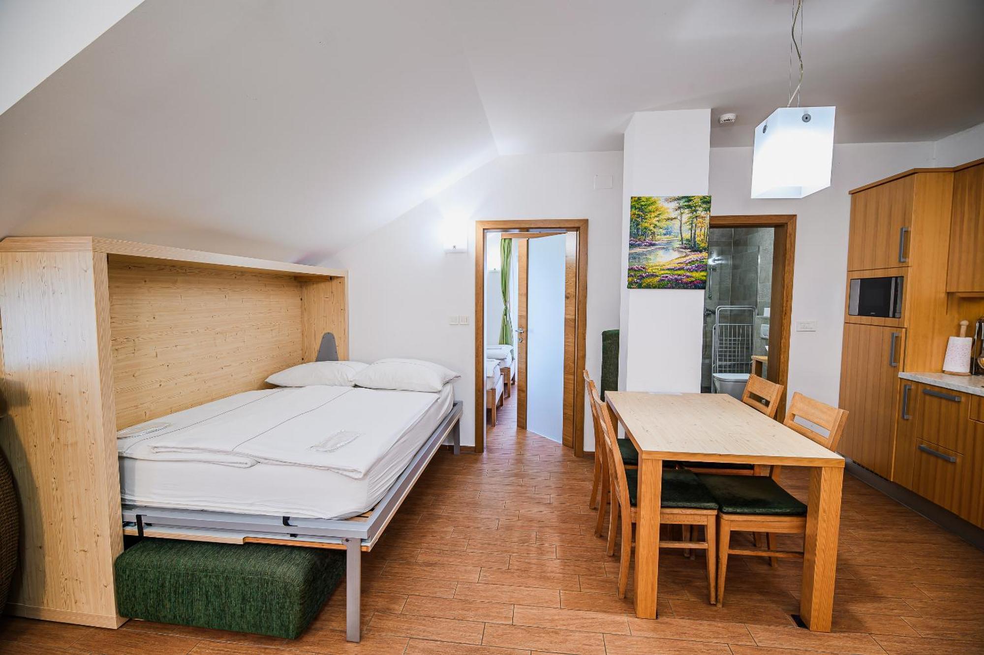 Apartments Maleric With Indoor Pool And Wellness Dragatuš Стая снимка