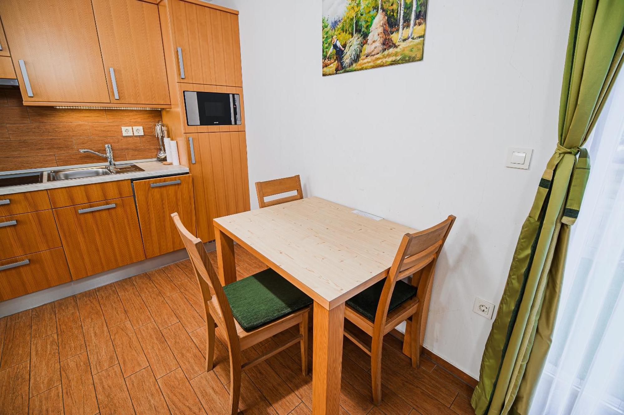 Apartments Maleric With Indoor Pool And Wellness Dragatuš Стая снимка