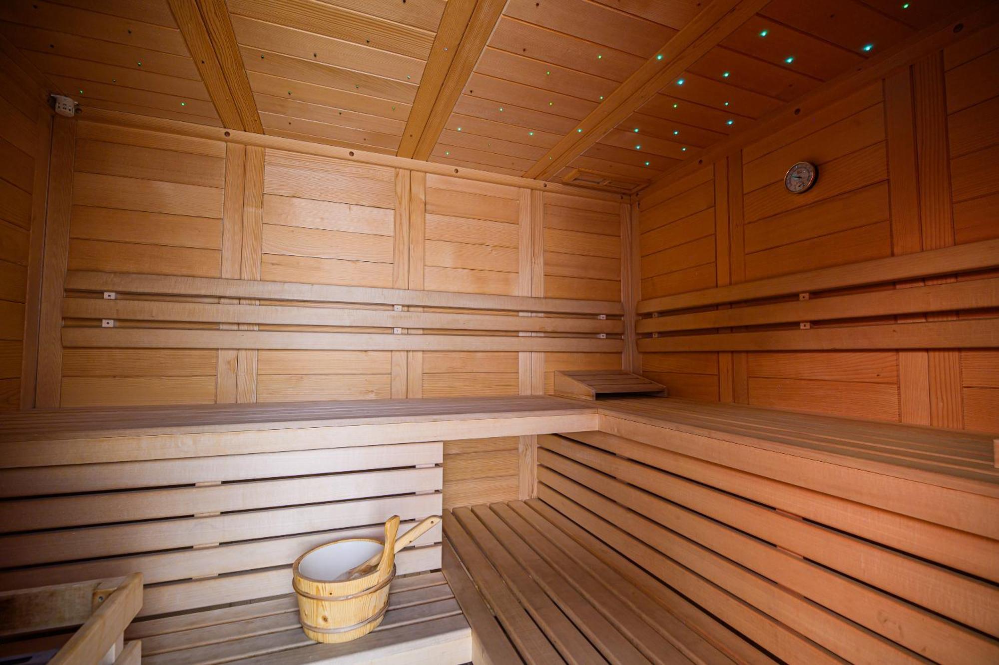 Apartments Maleric With Indoor Pool And Wellness Dragatuš Екстериор снимка