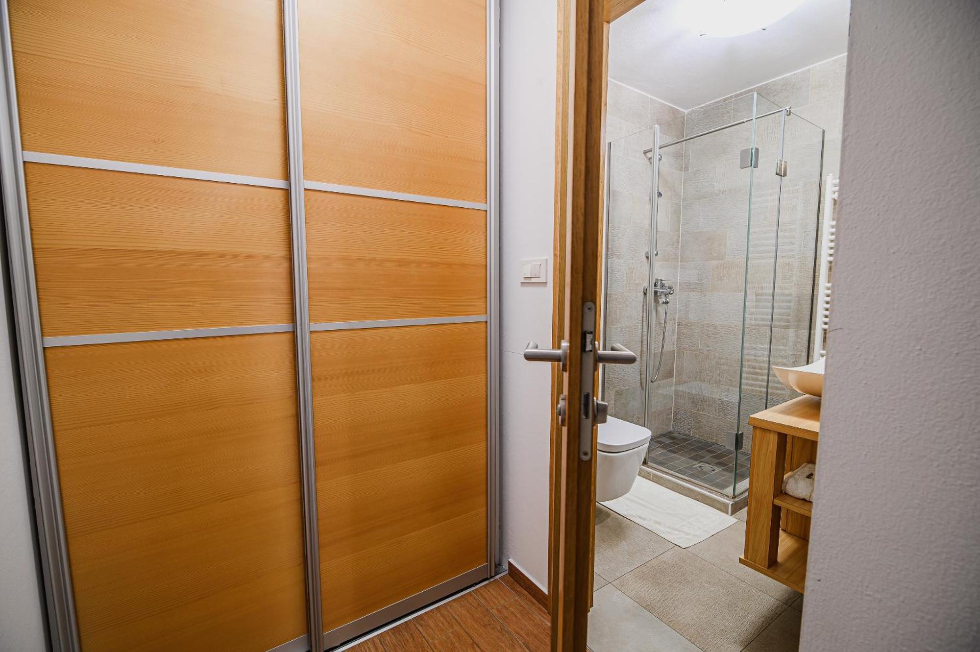 Apartments Maleric With Indoor Pool And Wellness Dragatuš Стая снимка